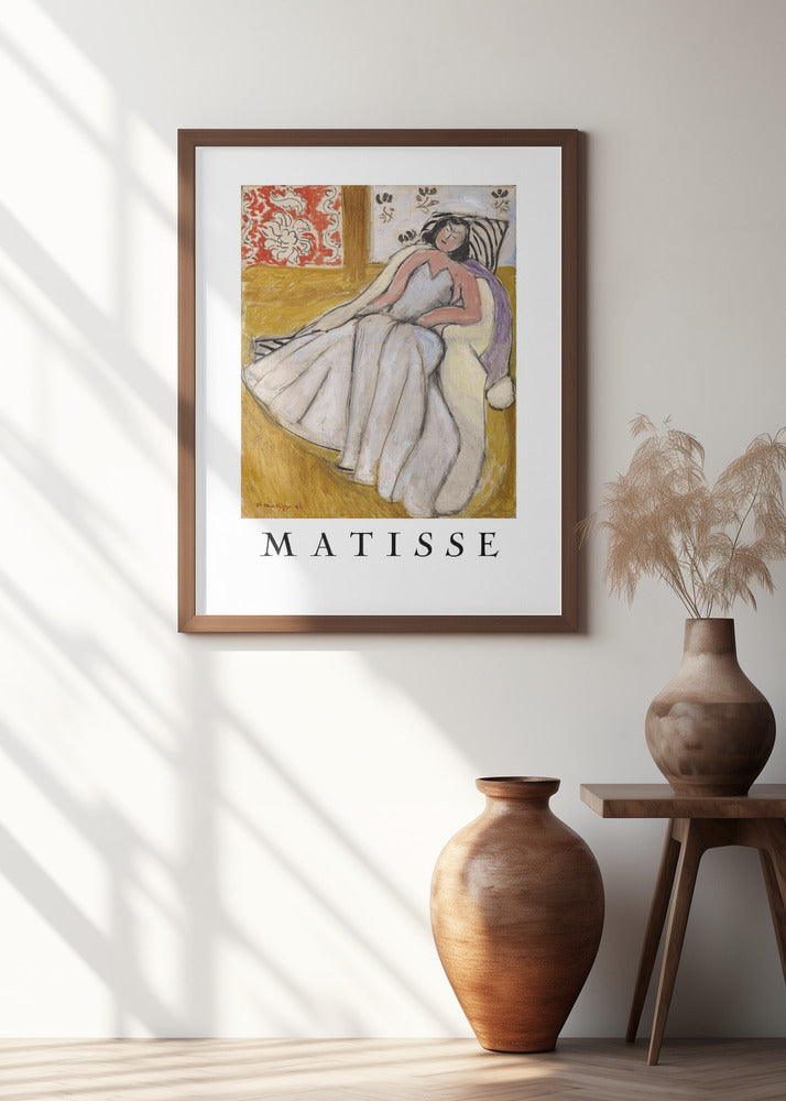 Jeune Femme à La Pelisse Blanche