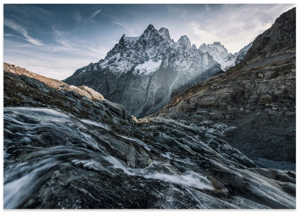Monochrome Mountain
