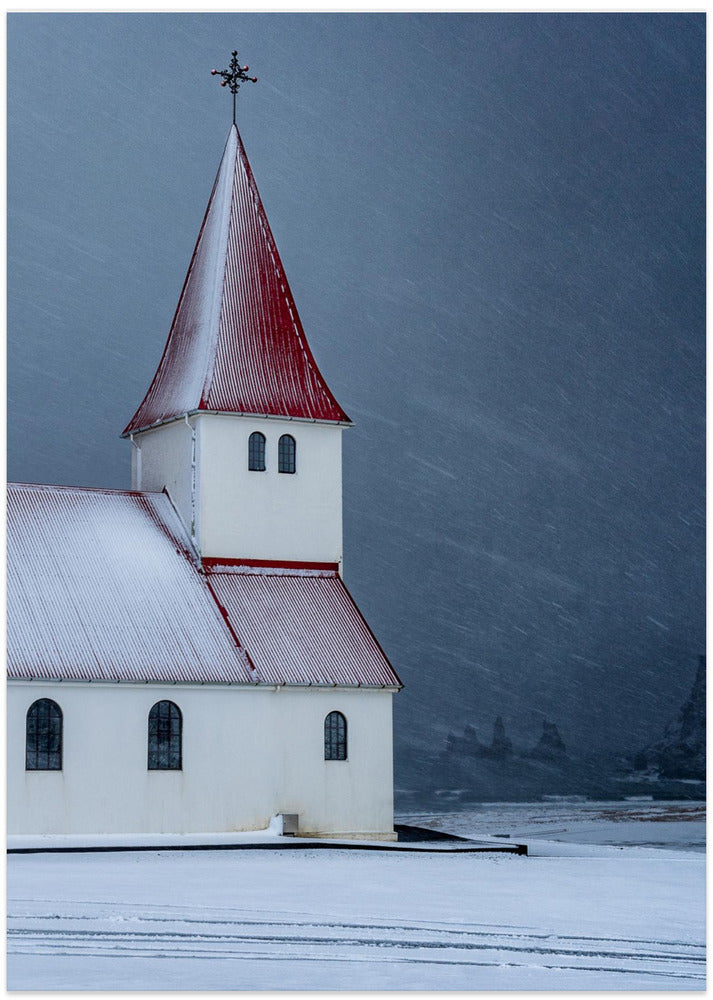 Snow storm in Vik